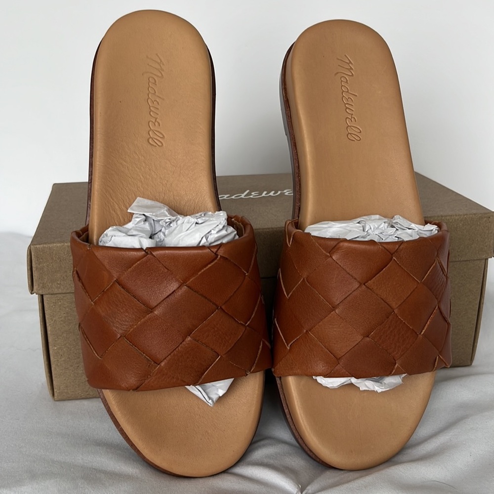 NWT Madewell Woven Leather Slides